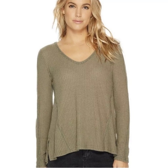 O’Neill Green Long Sleeve Waffle Knit Sweater Top - Picture 1 of 7
